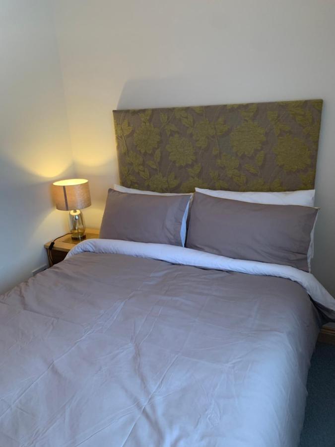 Feather Bed 3 Bedroom House 킨세일 외부 사진